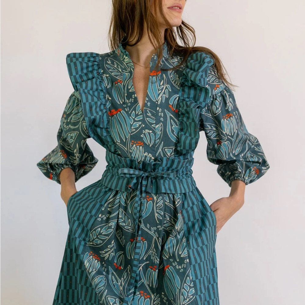 Piccadilly BENNET dress size large Stunning! Perfect for the holidays!